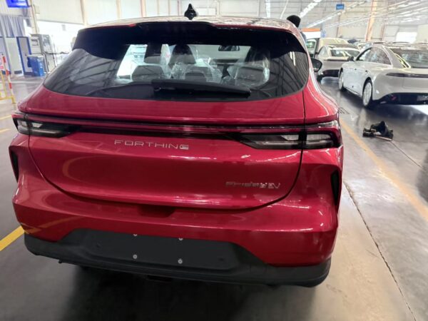 右舵最新外观5 RHD Dongfeng Farthing Friday(EV)