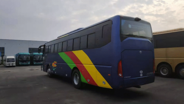 04 LHD/RHD Zhongtong LCK6108 (Diesel)
