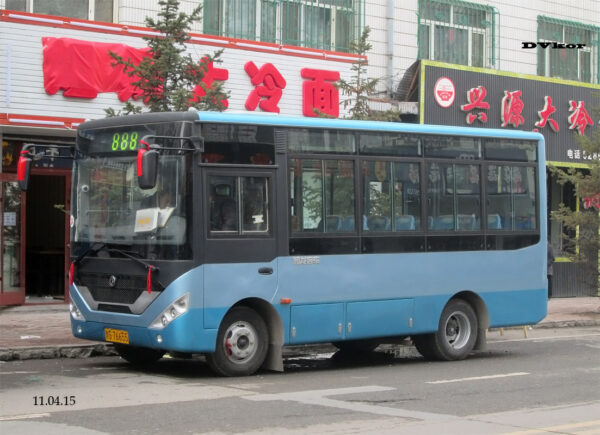 LHD Dongfeng EQ6609CT6D (Diesel)