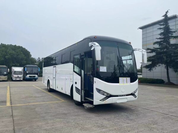 LHD/RHD Sunlong SLK6126 (Diesel)