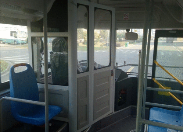 LHD Dongfeng EQ6810CTBEV6 (EV)