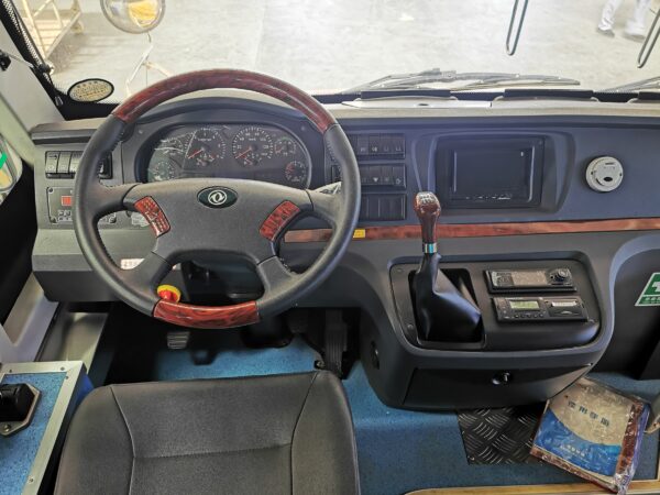 LHD Dongfeng EQ6750ST6D (Diesel)