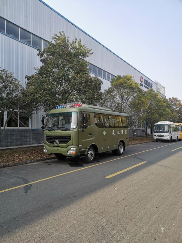 15 LHD Dongfeng EQ6600ZT (Diesel)