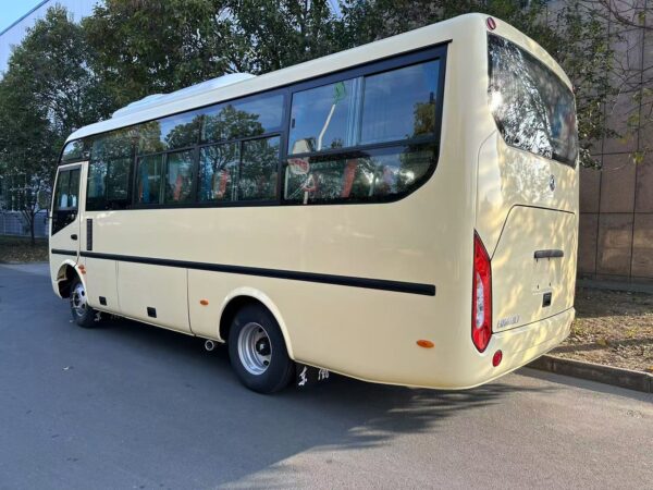 LHD Dongfeng EQ6668LT6D (Diesel)