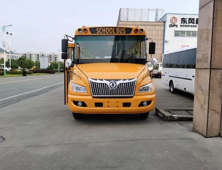 LHD Dongfeng EQ6100ST6D （Diesel)