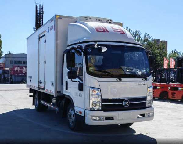 LHD KAMA Kaijie EM3 (EV)