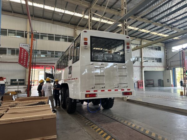 2025_07_10_15_53_IMG_1950 LHD/RHD 30-seat Mining Commuting Bus