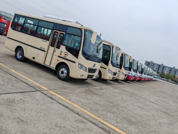 21 LHD Dongfeng EQ6608LT6N (CNG)