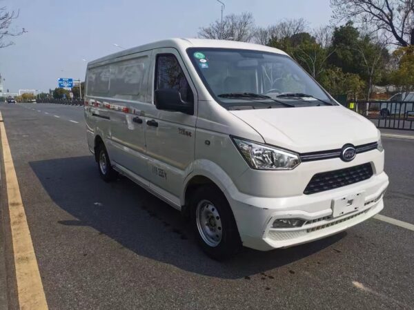 22 LHD Kama S6 (Gasoline)