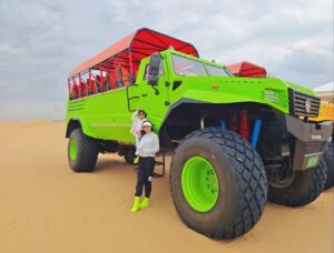 LHD 4X4 Desert Tourist Bus（Diesel）