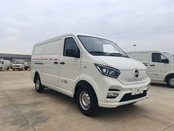 LHD/RHD Kama ES6 (EV)