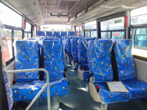 LHD Dongfeng EQ6738LT6D (Diesel)