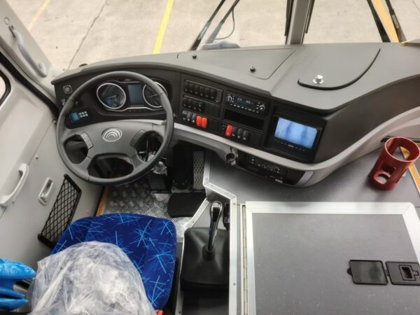 LHD/RHD YUTONG ZK6120D1 (Diesel)