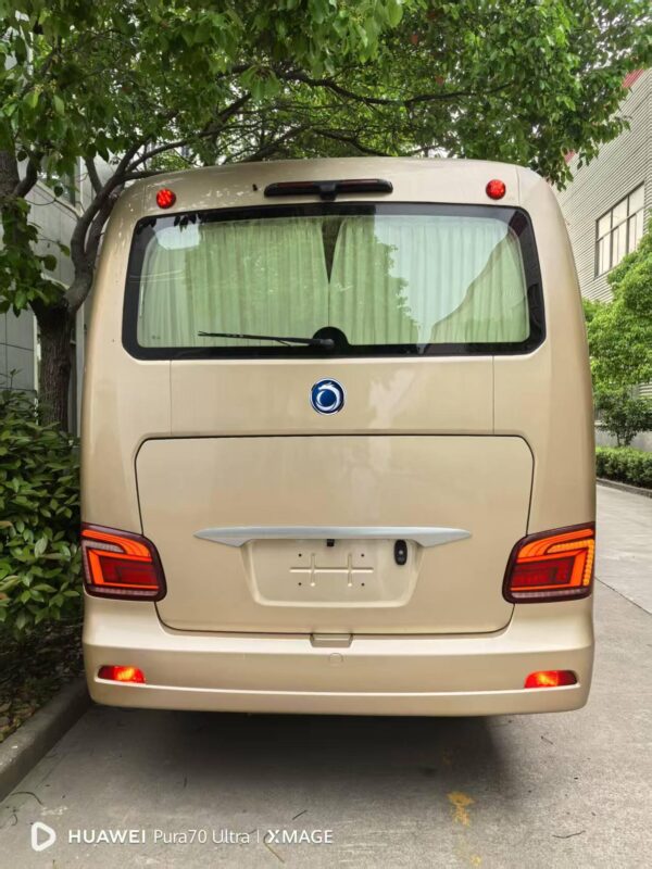 LHD/RHD Sunlong SLK6750 (Diesel/EV)