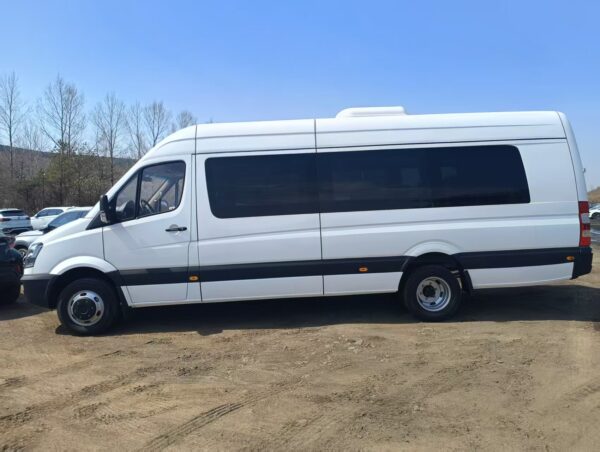 LHD Sunlong SLK6757 (Diesel)