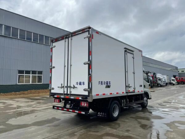 LHD JAC Hybrid Refrigeratior Van Truck