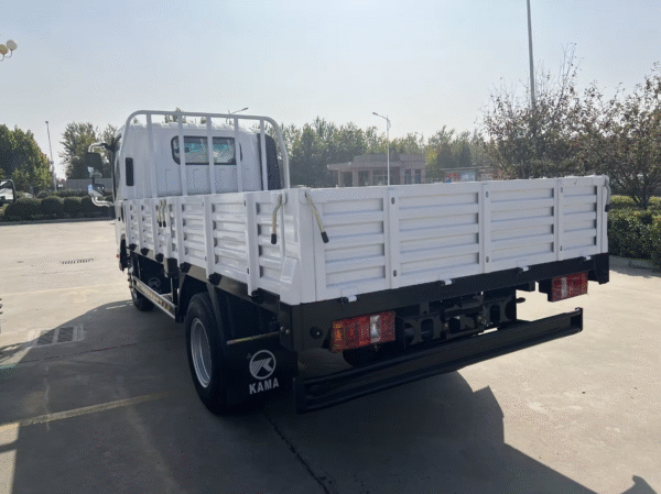 LHD Kama M37 (Diesel)