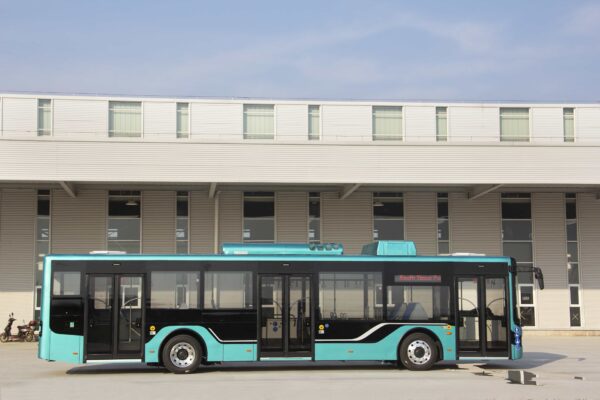 LHD Sunlong SLK6121G (Diesel)