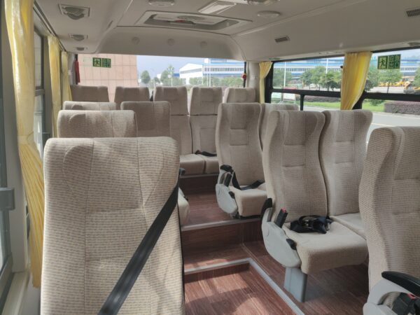 LHD Dongfeng EQ6603LTBEV (EV)