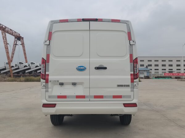 LHD/RHD Kama ES6 (EV)