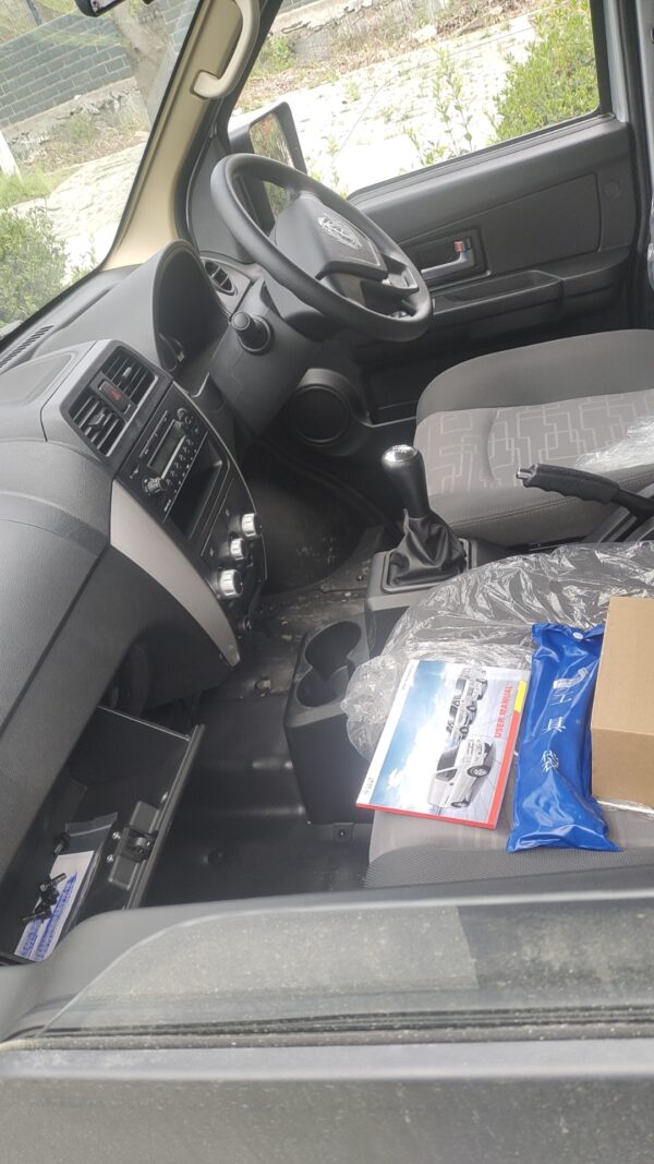 RHD Dongfeng C37(Gasoline)