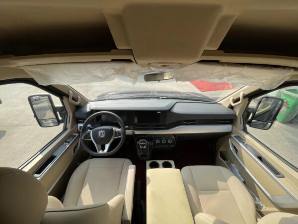 LHD Dongfeng Yufeng V9(Diesel)