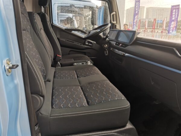 LHD Dongfeng EV18 (EV)