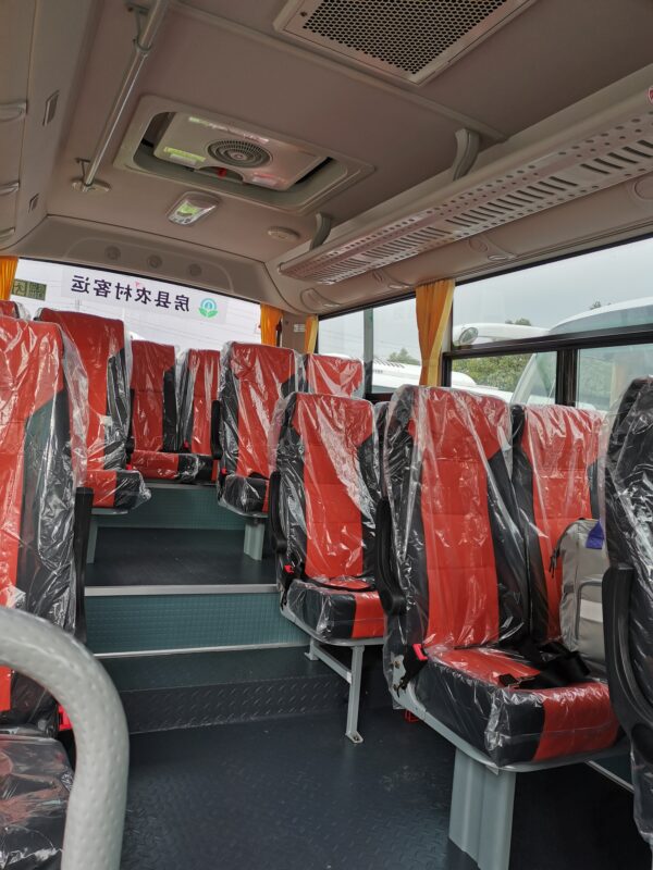 IMG_20241121_215215 LHD Dongfeng EQ6608LT6D (Diesel)