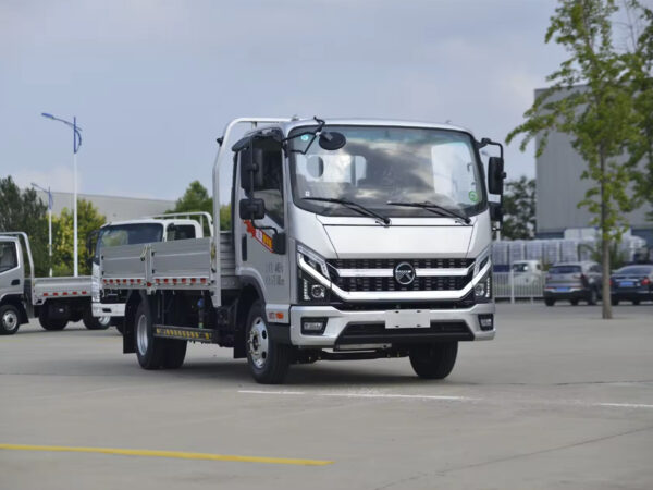 LHD Kama M36 (Diesel)