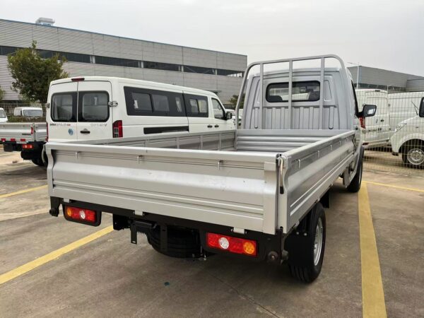 单后胎3 LHD Kama V1 (Gasoline)