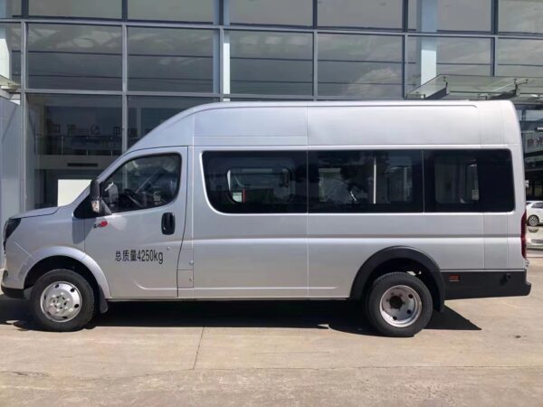 LHD Dongfeng Yufeng V9(Diesel)