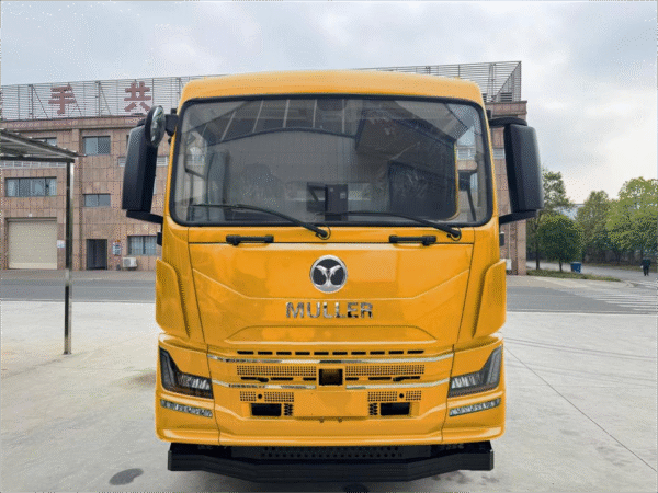 图片1 LHD/RHD Dongfeng Zhizi 6X4 Tractor Head (EV)